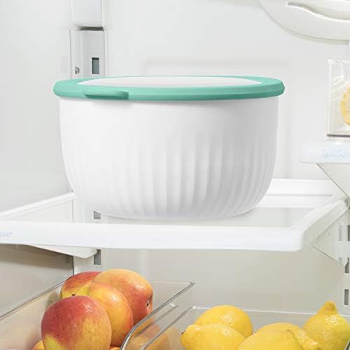 Light gray plastic storage bowl with lid — photo 3