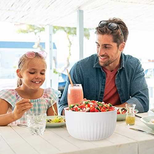 Light gray plastic storage bowl with lid — photo 4