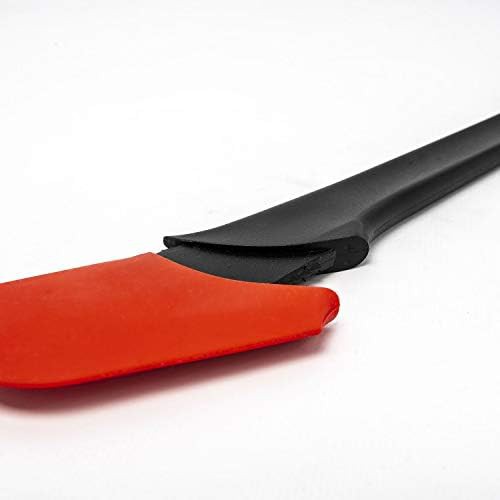White and red baking set with scraper — photo 3