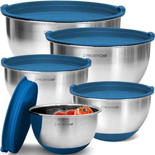 Blue silicone base meal prep bowls