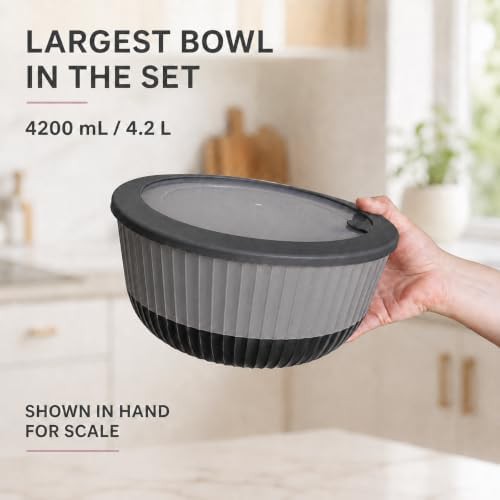 Black plastic nesting bowls with airtight lids — photo 4